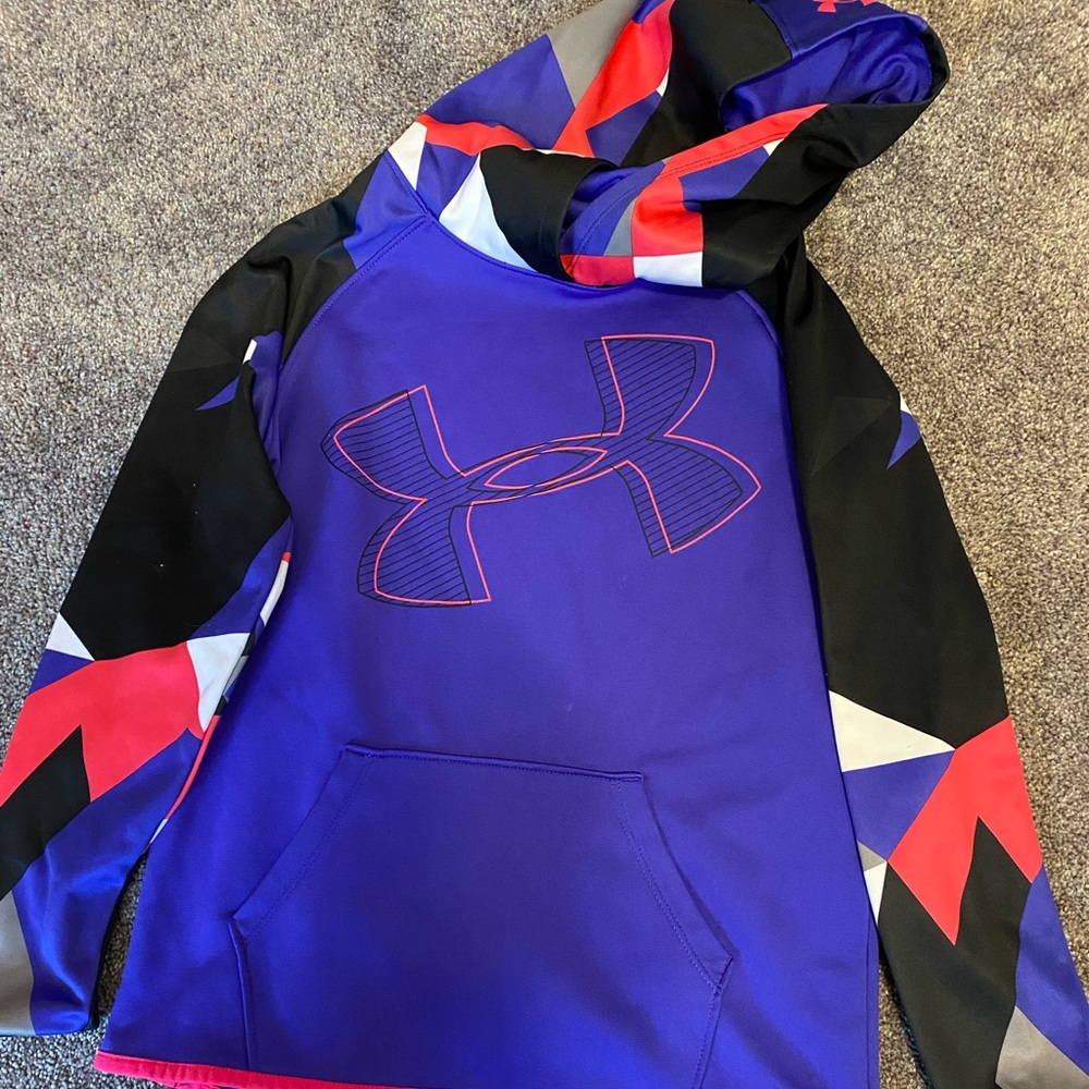 Under Armour Sweatshirt